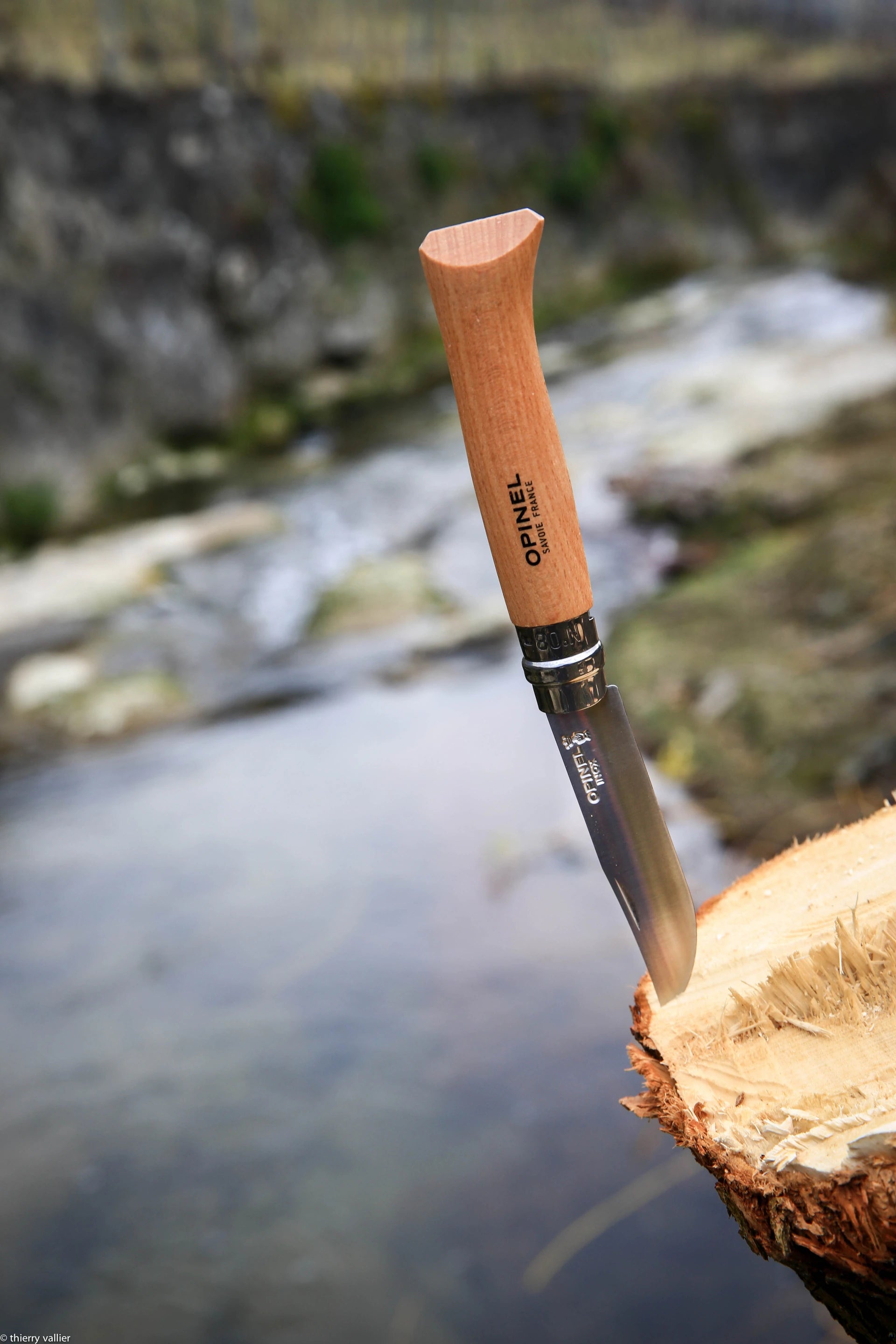 Navaja de Bolsillo Opinel N°08 Inox + Estuche