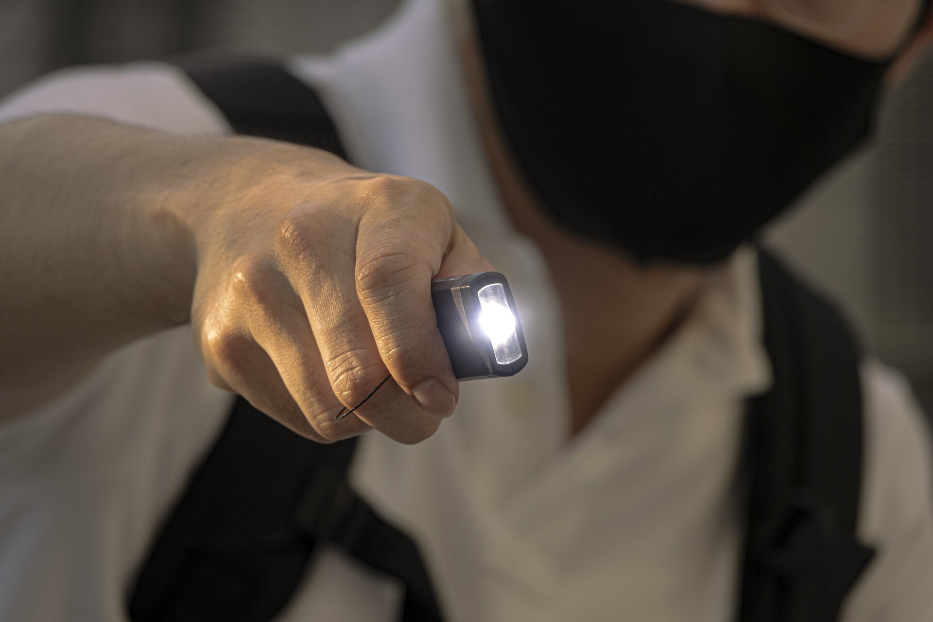 Linterna Llavero con Alarma Ledlenser K6R Safety