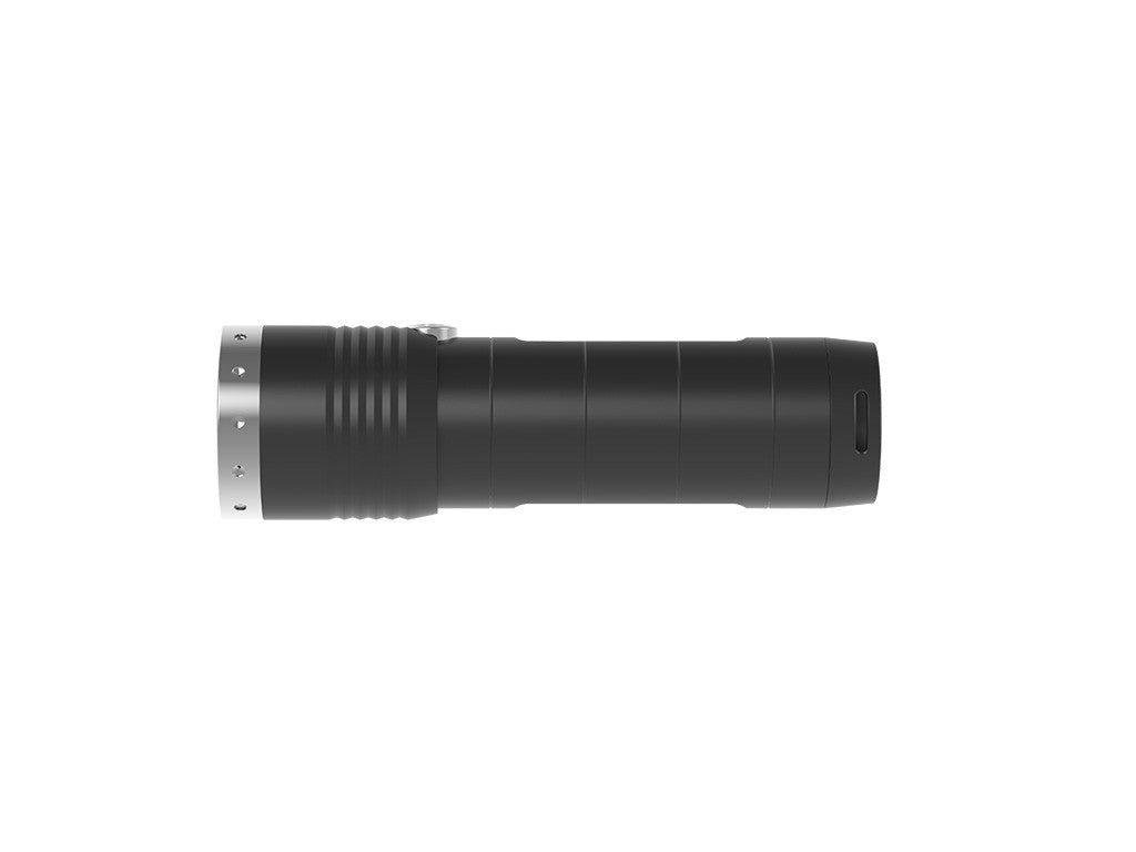 Linterna Ledlenser MT6