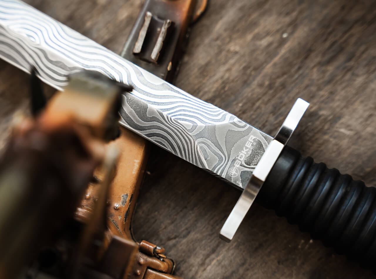 Daga Böker Solingen Acht-Acht Flak Damast