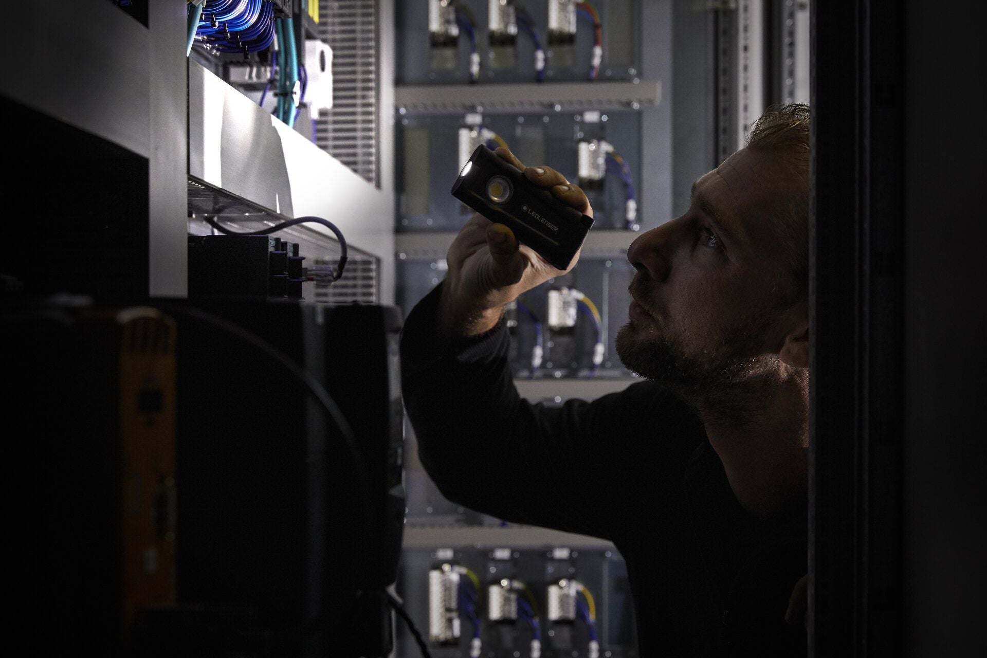 Proyector Ledlenser iF2R