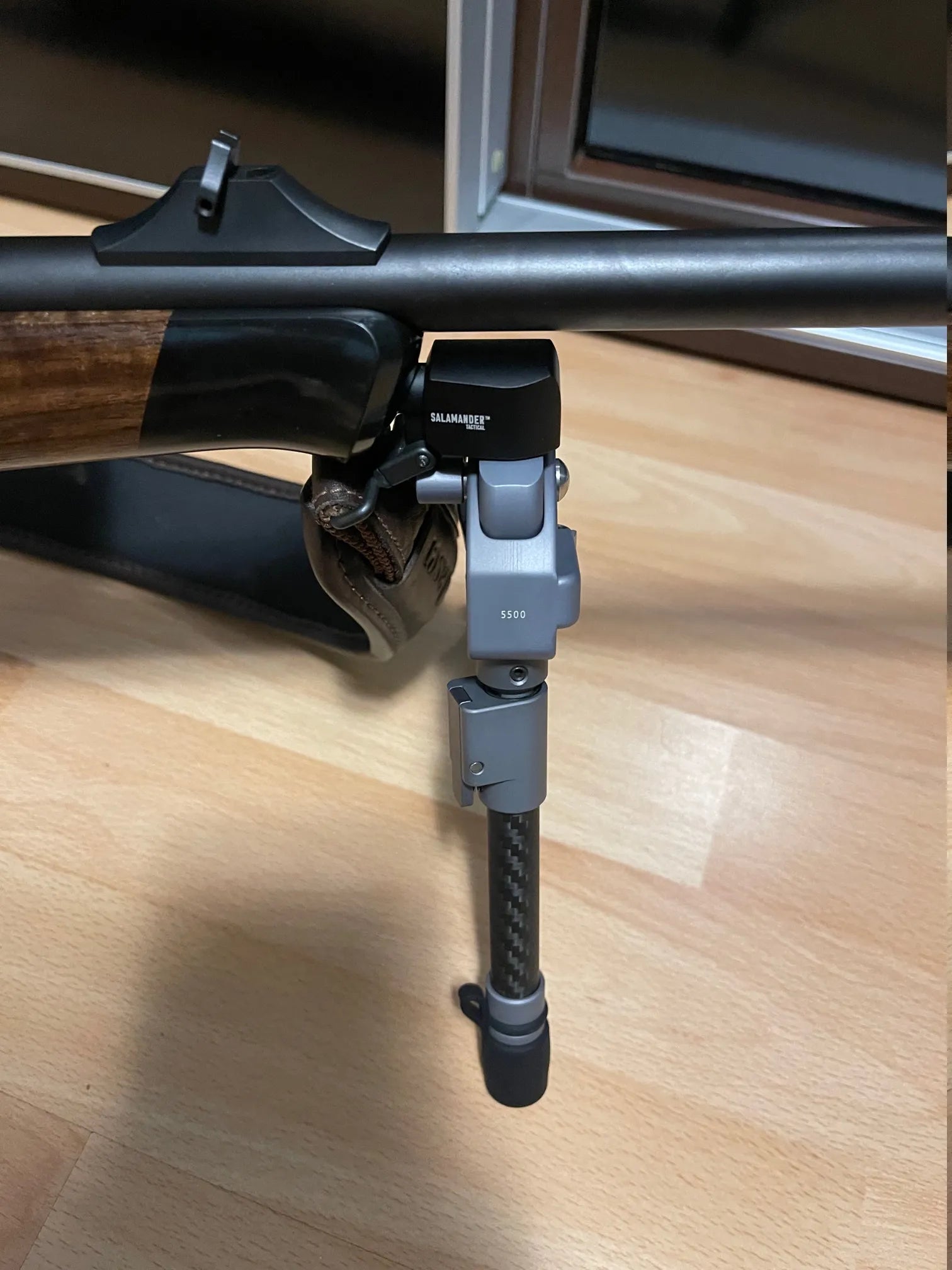Adaptador Salamander Aky para Rifle Blaser R8 Pro Success 12mm