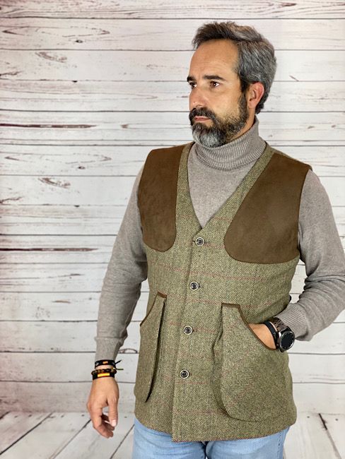 Long Tweed Shooting Vest