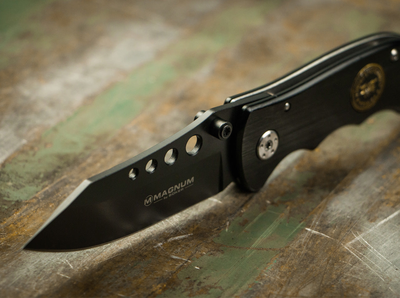 Navaja de Bolsillo Böker Magnum USN Seals