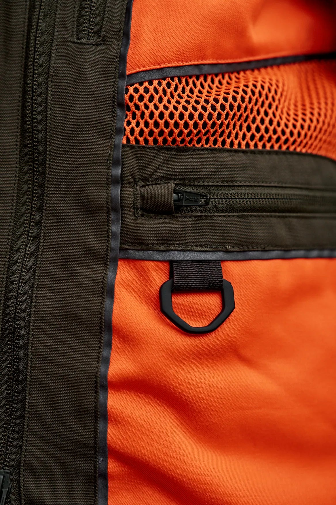 Chaleco Härkila Wildboar Pro Blaze