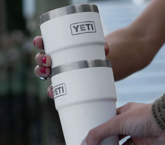 El Vaso Apilable YETI RAMBLER® con Tapa MagSlider™