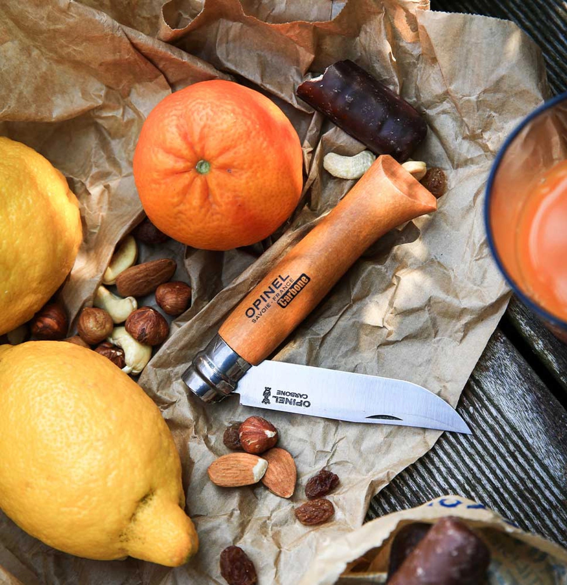 Knife No. 07 Carbon