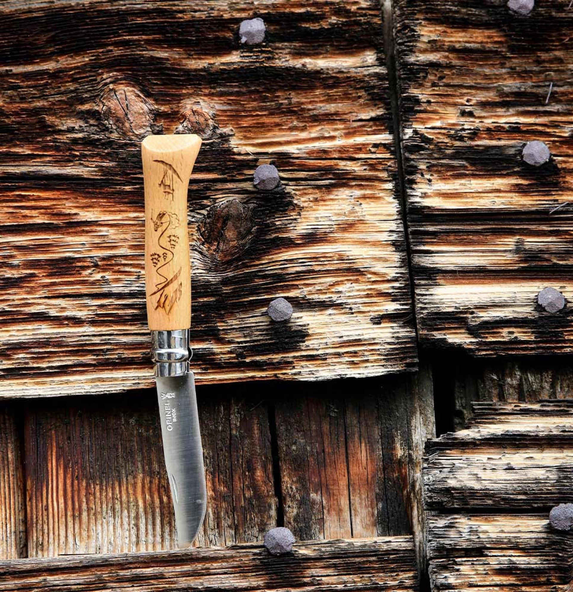 Navaja de Bolsillo Opinel N°08 con Grabado Esquí