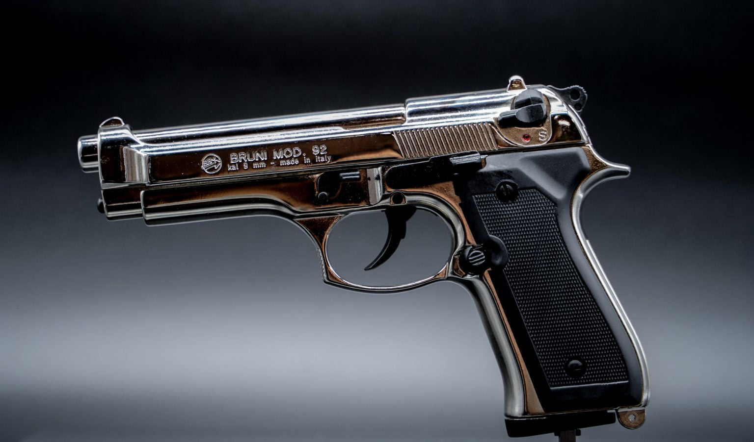 Pistola Detonadora Bruni 92F