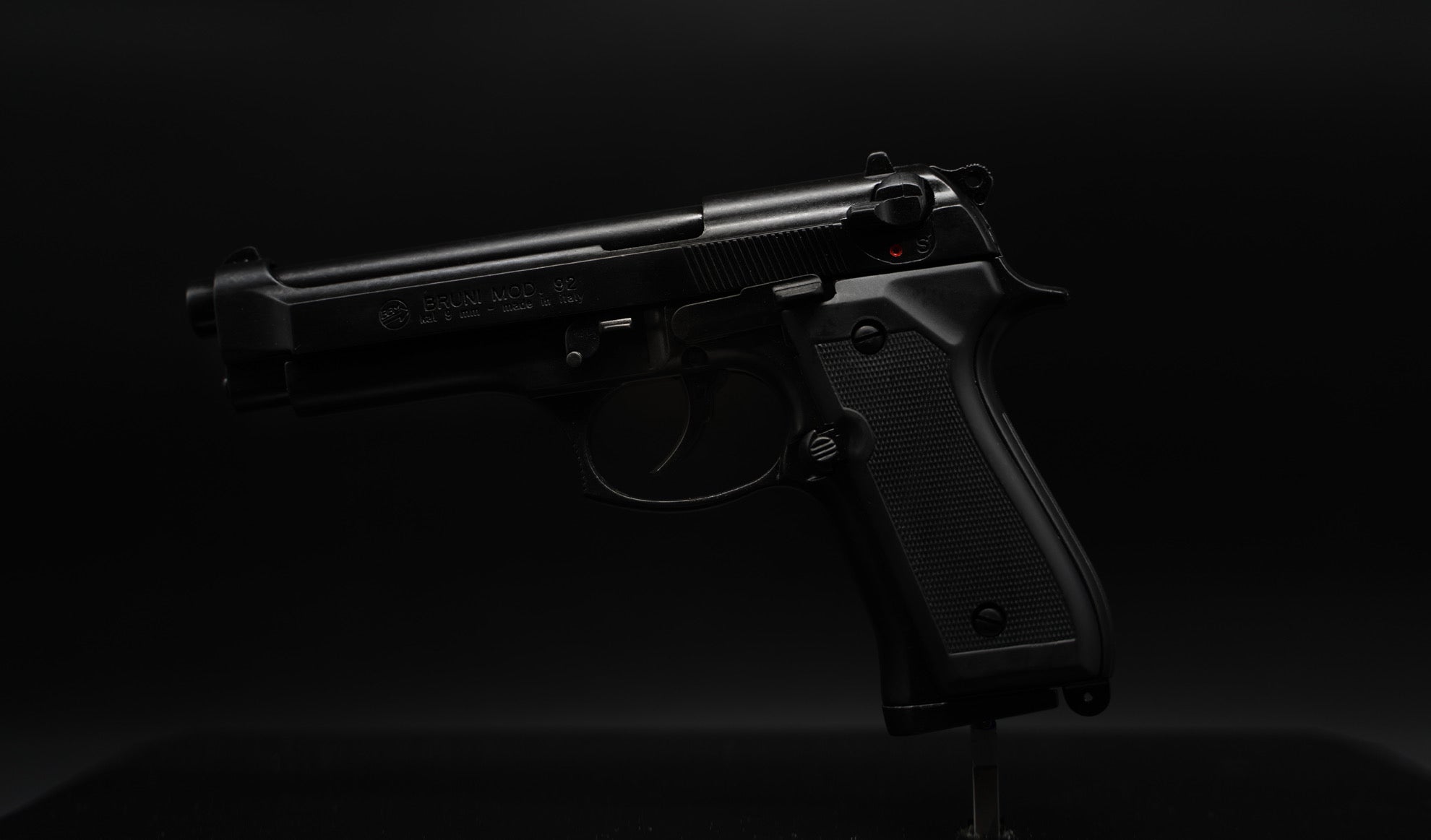 Pistola Detonadora Bruni 92F