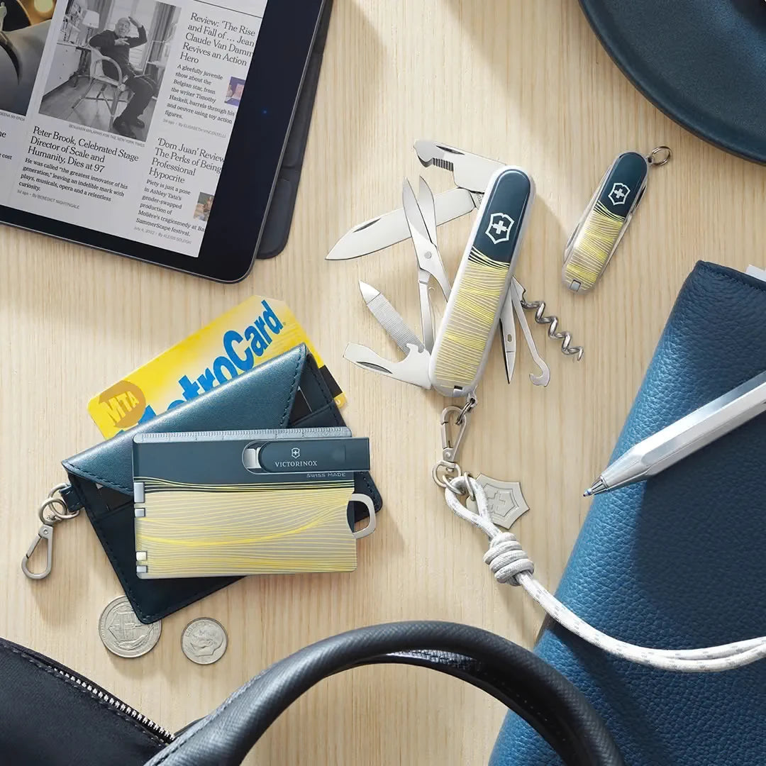 Multiherramienta Victorinox Swiss Army Knife™ and Tools Companion