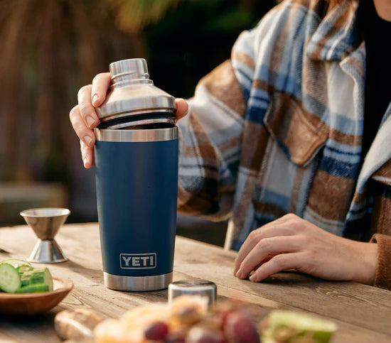 Coctelera YETI RAMBLER® Cocktail Shaker