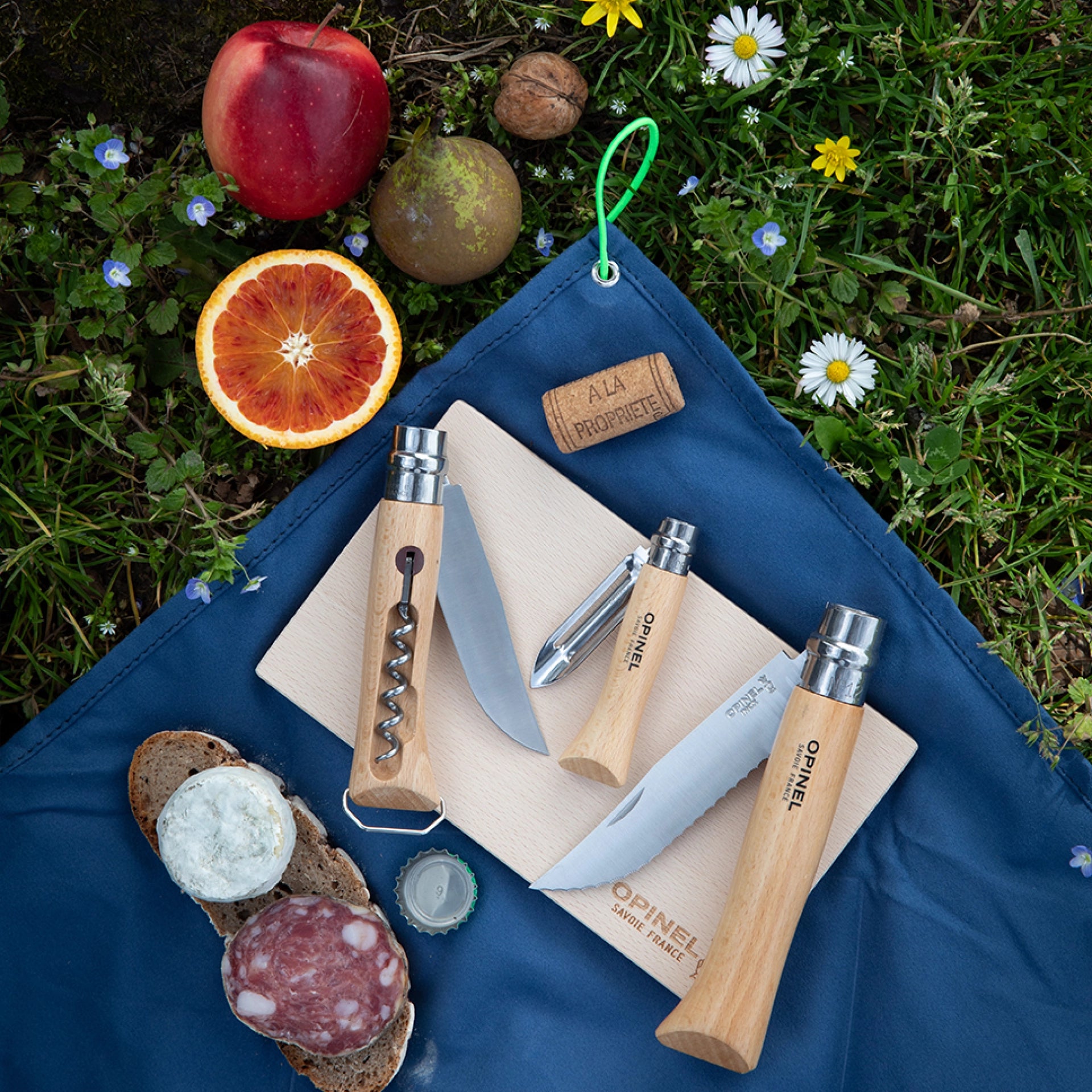 Kit de Cocina Opinel Nómada N.°10 con Sacacorchos Abrebotellas