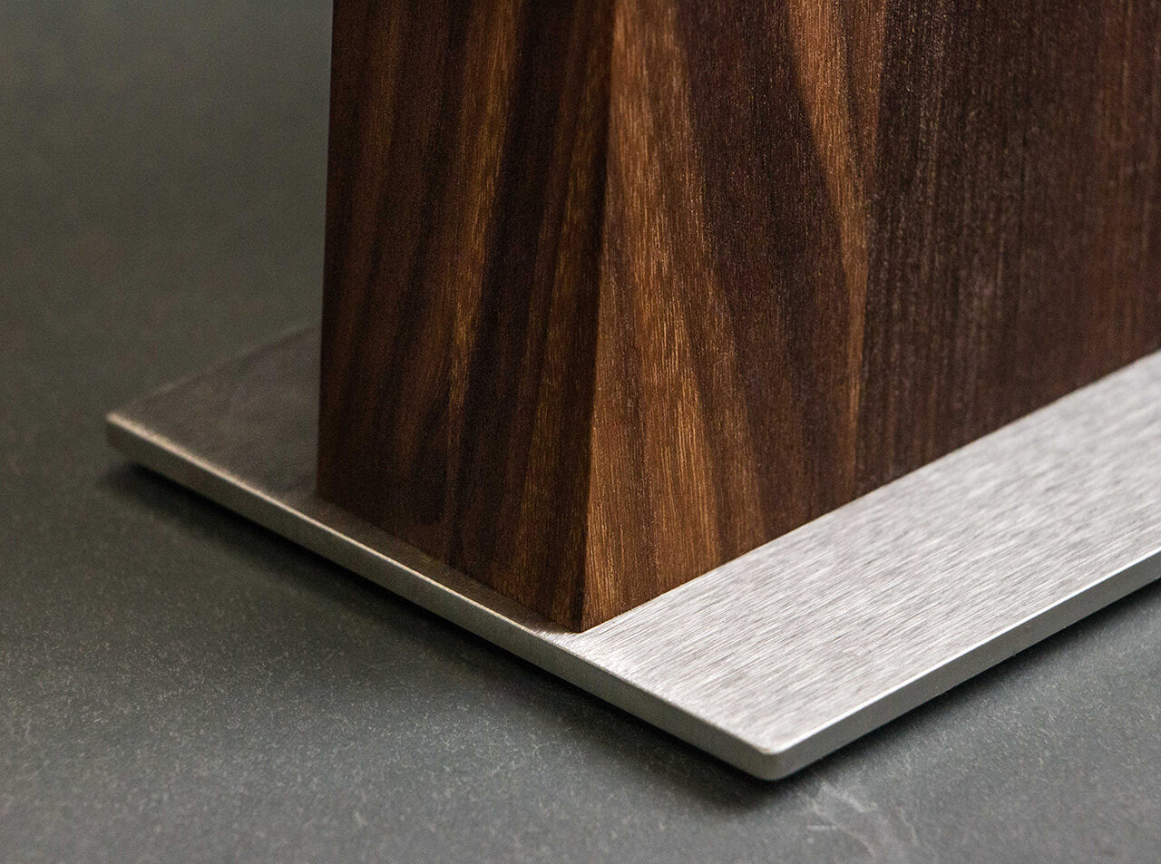 Bloque Magnético Böker Solingen para Cuchillos de Cocina Block Style