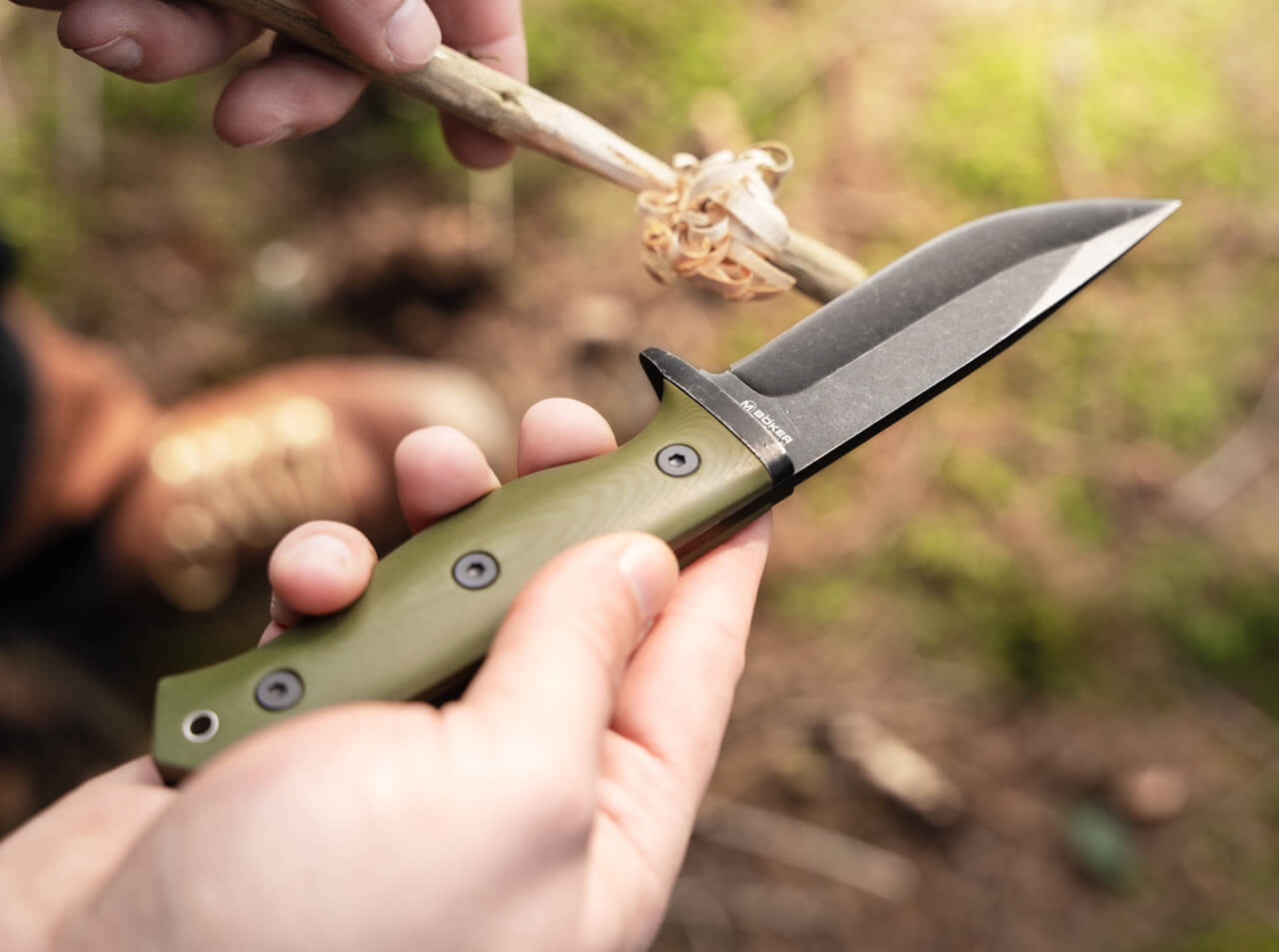 Cuchillo de Supervivencia Böker Magnum Bushcraft Drop