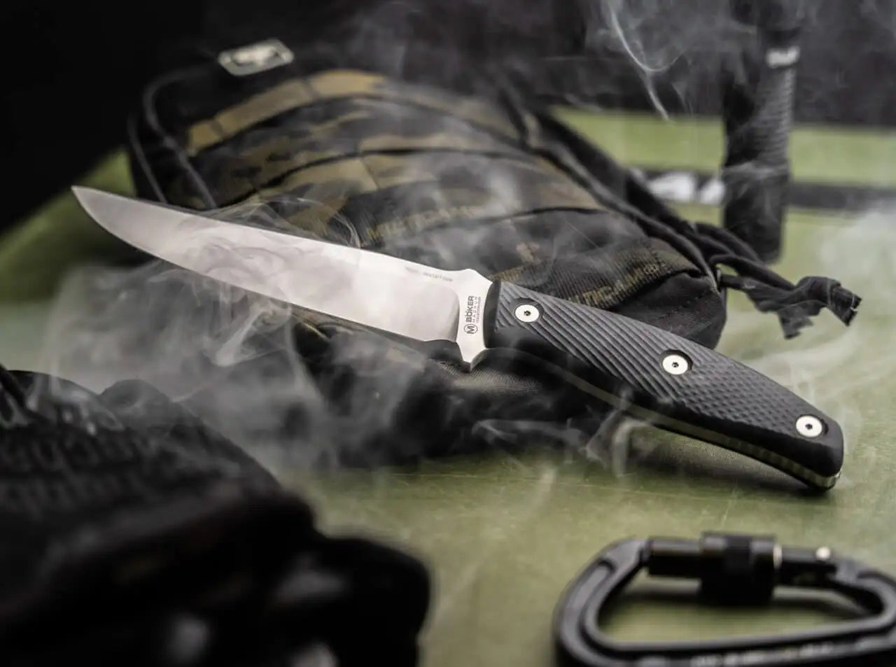 Cuchillo de Supervivencia Böker Magnum Collection 2025