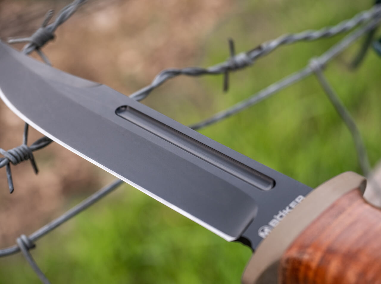 Cuchillo Böker Magnum Ranger Field Bowie