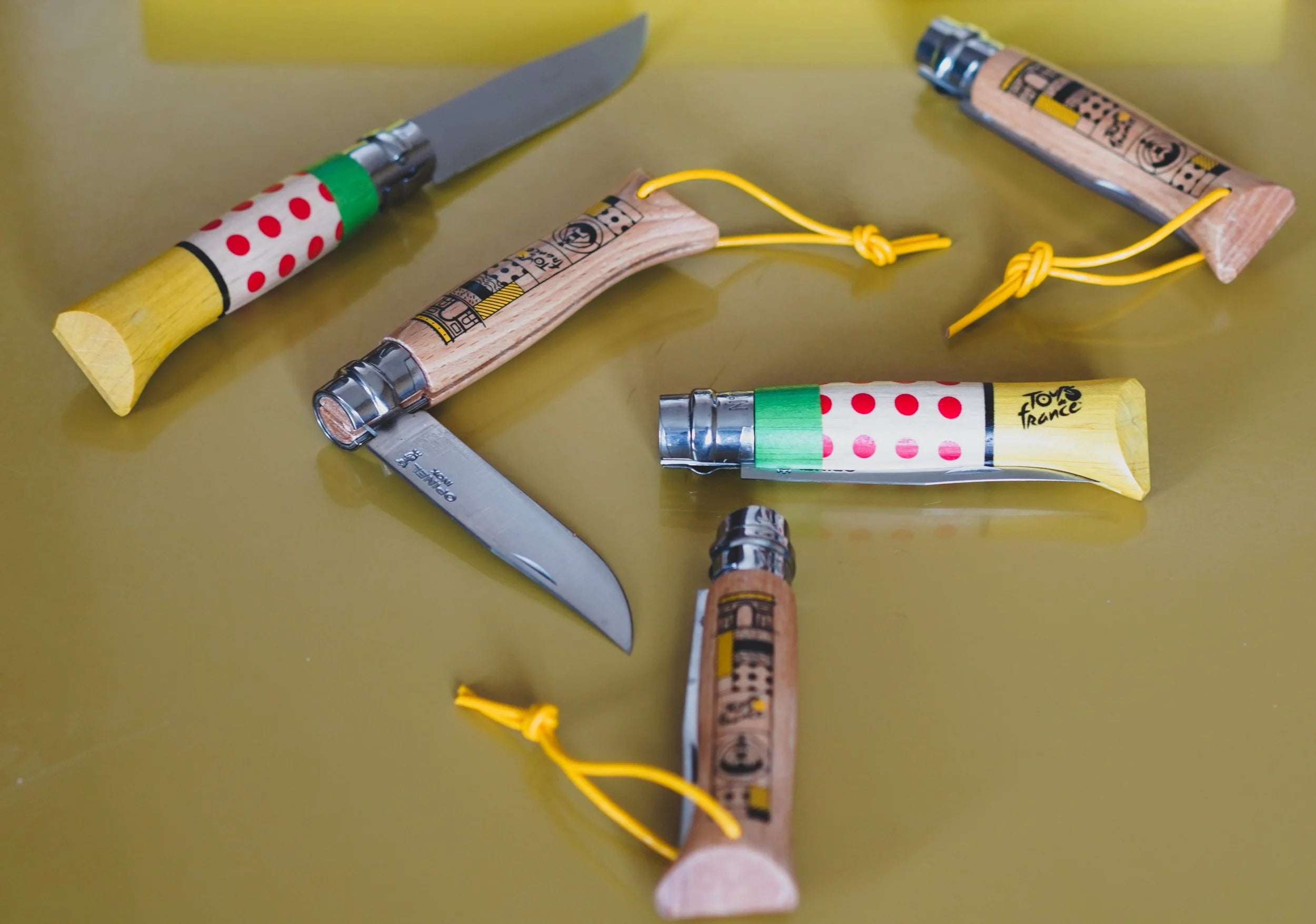Navaja de Bolsillo Opinel N°08 Tour de France 2022