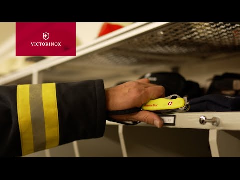 Navaja Victorinox Swiss Army Knife™ and Tools Rescue Tool MW